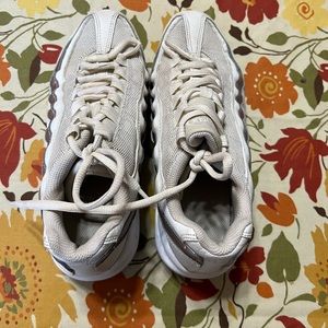 Nike Air Max '95 LE Phantom/Metallic Red Bronze-White 310830-015 5.5Y/7.0 Womens